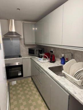 studio flat very close to LHR